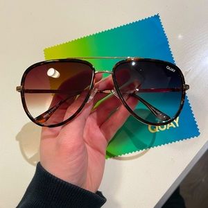 QUAY-all in sunglasses